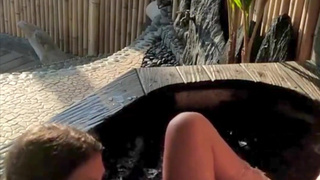 Молодая пара в горячем порно видео