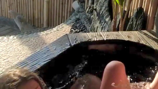 Молодая пара в горячем порно видео