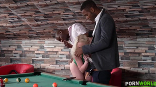 Жесткий секс с двойным проникновением смотреть онлайн