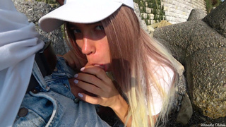 Минет на пляже – страстный отдых у моря