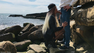 Смотреть онлайн – дикий пляжный секс с риском быть пойманными