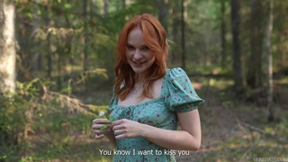 Дикий секс в лесу: горячее порно видео с красивой девушкой