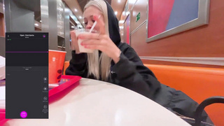 Дикий публичный секс с игрушкой – риск и возбуждение