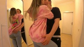 Жесткий отсос и секс на улице – порно видео в HD