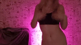 Секс видео без белья – страстный стриптиз и соблазнительные движения
