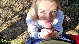 Секс на скамейке в парке: страстный трах на природе с разогревающим финалом