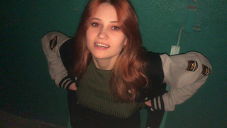 Горячее порно видео с рыжей в подъезде смотреть онлайн