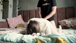 Страстный секс за пропуск пары – смотреть онлайн горячее порно с развратной студенткой