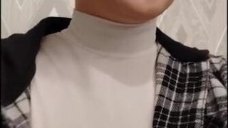 Секс с курьером по приколу – домашнее порно видео с женой друга