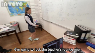 Страстный секс на паре под присмотром физрука