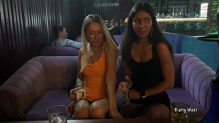 Горячее порно видео с развратными девушками