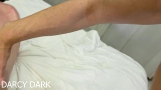 Жена согласилась на тройничок – смотреть онлайн HD