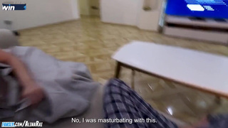 Увеличенная грудь мамы соблазнила сына – горячее порно ролик