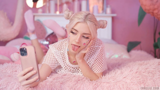 Секс видео с развратной Евой смотреть онлайн