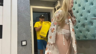 Горячее порно с русской девушкой: жесткий трах