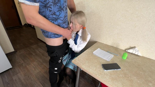 Секс видео с учителем: первый раз и неожиданный финал