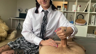 Горячий минет от сестры — смотреть онлайн