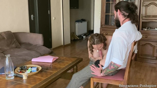 Секс с студенткой: женатый мужчина не удержался