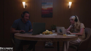 Горячее порно видео с обкончаным телом