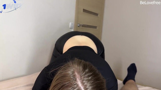 Секс с мачехой - горячее порно видео с раздвинутыми ножками