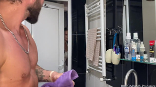 Анальный секс с племянником — страстный инцест и кончил в попку