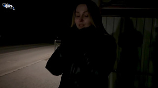 Молодая мама соблазнила друзей сына