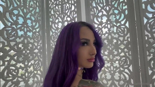 Экстремальный секс: черный член огромного размера и женская растяжка