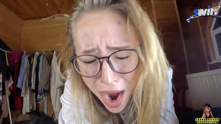 Реальное порно видео с медсестрой: минет и анальный секс