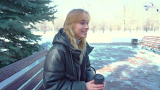 Смотреть онлайн горячее видео с развратной девушкой