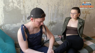 Молодой член для горячей жены - жесткий секс видео