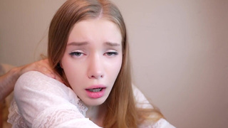 Порно онлайн - страстная девушка в действии