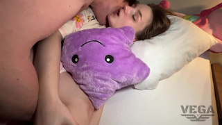 Страстный секс падчерицы с отчимом - смотреть онлайн бесплатно