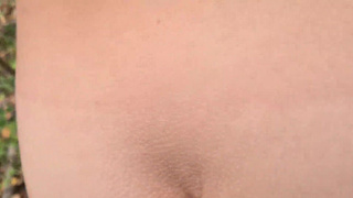 Порно видео с лесным триллером и жесткой еблей