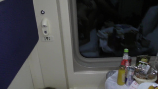 Секс с незнакомкой в поезде онлайн