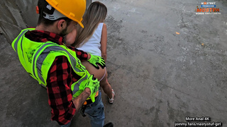 Реальное порно видео с развратной офисной нимфоманкой