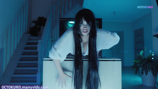 Русская порно пародия на Звонок: жесткий минет из телевизора