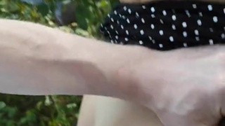 Страстная лесная эротика: кончила от анального секса