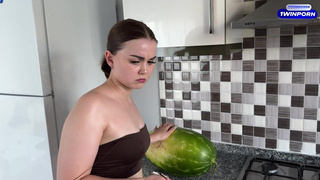 Страстный секс в HD качестве с развратной девушкой