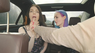 Реальное ЖМЖ трио: жесткий трах и минеты в движении