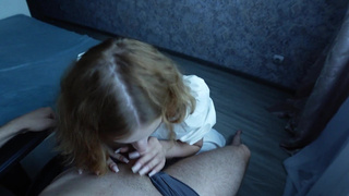 Сводная сестра делает минет брату за деньги – домашнее порно видео