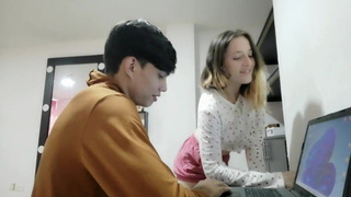 Страстный секс с финалом на лицо