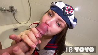 Девушка в форме сосет член смотреть онлайн