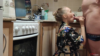 Смотреть онлайн – горячее порно с сестрой