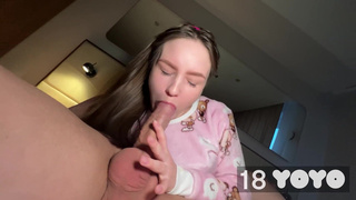 18 летняя практикуется сосать член брата