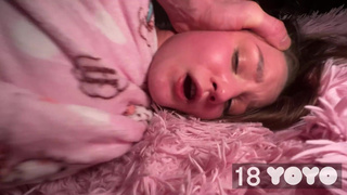 Горячее видео: отчим трахает падчерицу