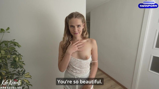 Секс без презерватива с курьером - страстное видео на один раз