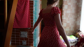 Девушка из русской деревни жаждет страстного секса