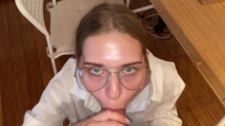 Девушка получает знания через член: смотреть онлайн