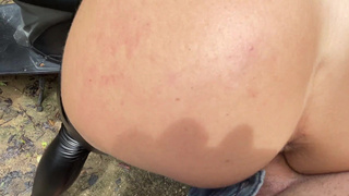 Горячее порно видео на природе