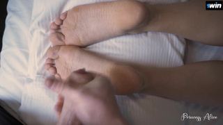 Секс с Princess Alice: много спермы и страсти